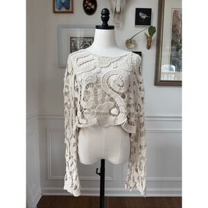 NWT Commense Crochet Lace Long Sleeve Crop Top $48 M